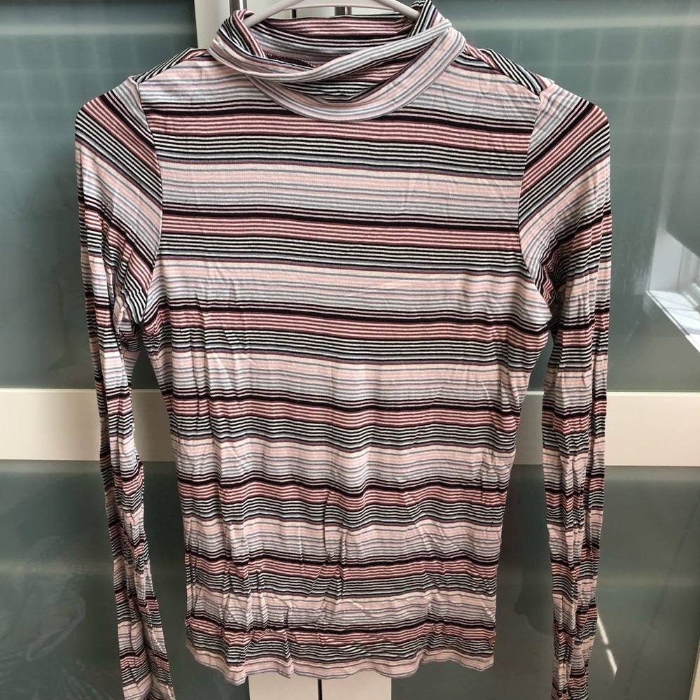 Guess Multicolored Turtleneck Long Sleeve Shirt